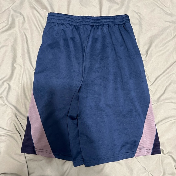 Basketball Shorts - Picture 3 of 3